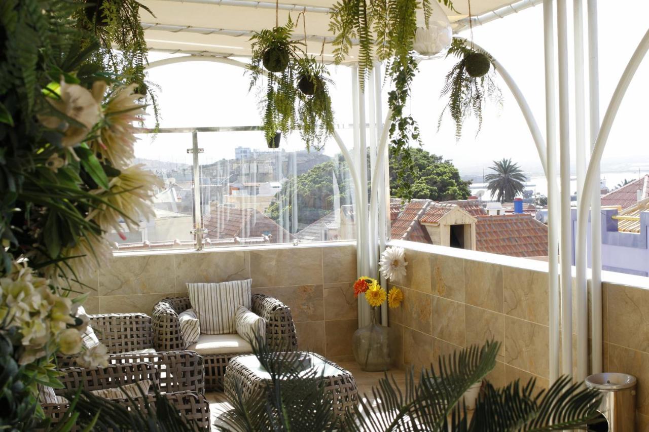 לינה וארוחת בוקר Mindelo Residencial מראה חיצוני תמונה