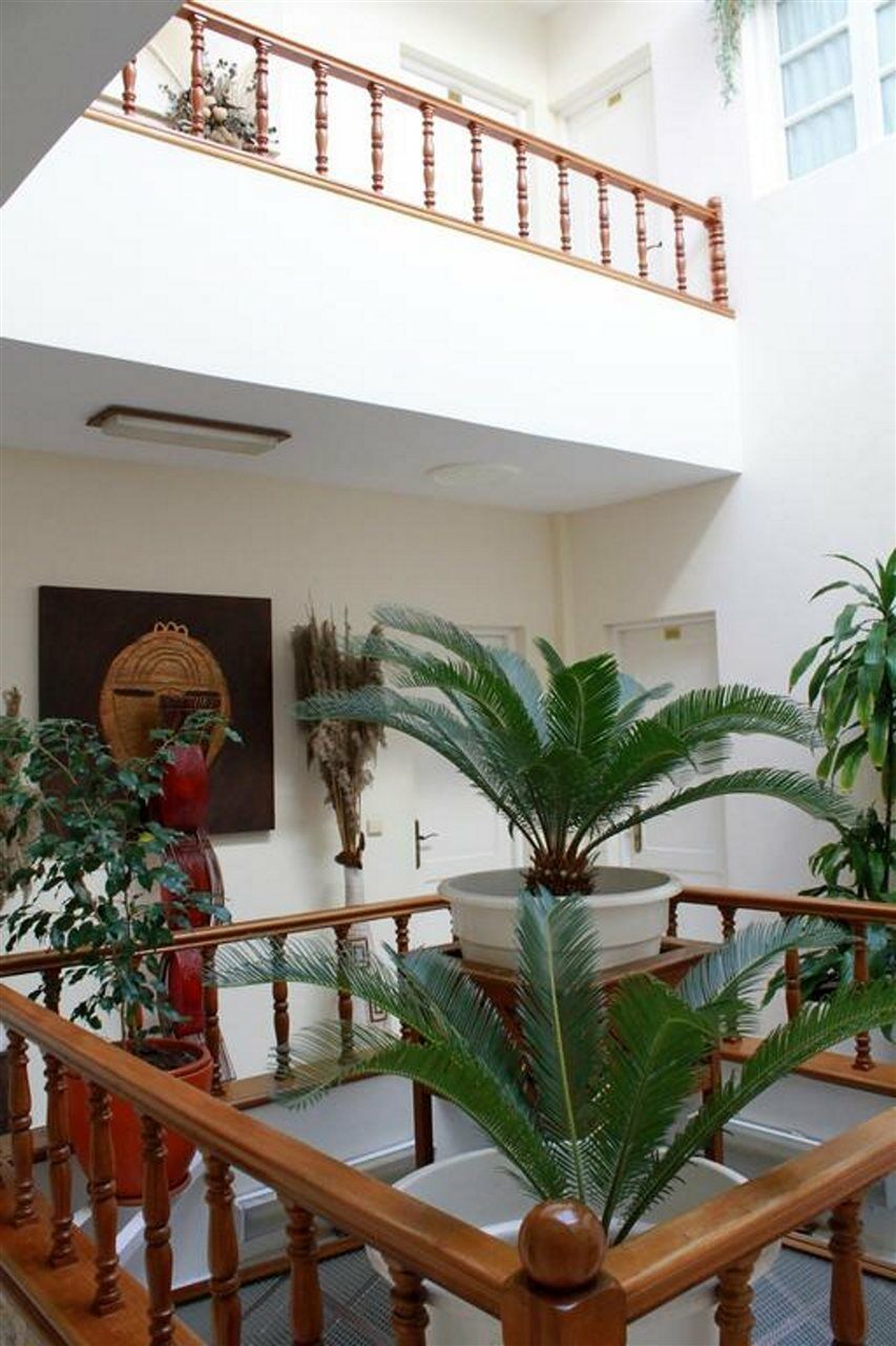 לינה וארוחת בוקר Mindelo Residencial מראה חיצוני תמונה
